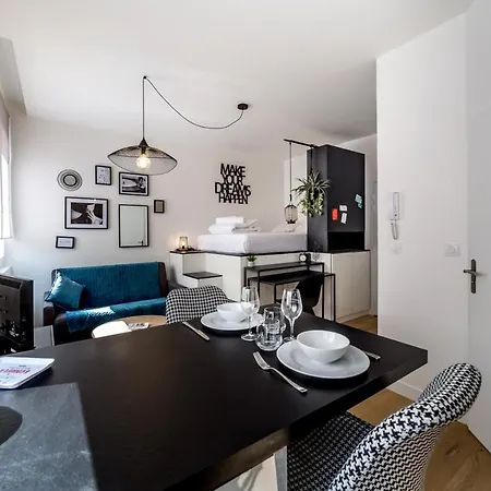 아파트 La Vie Est Belle In Confluence Studio
