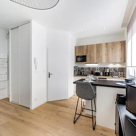 Apartment La Vie Est Belle In Confluence Studio Lyon